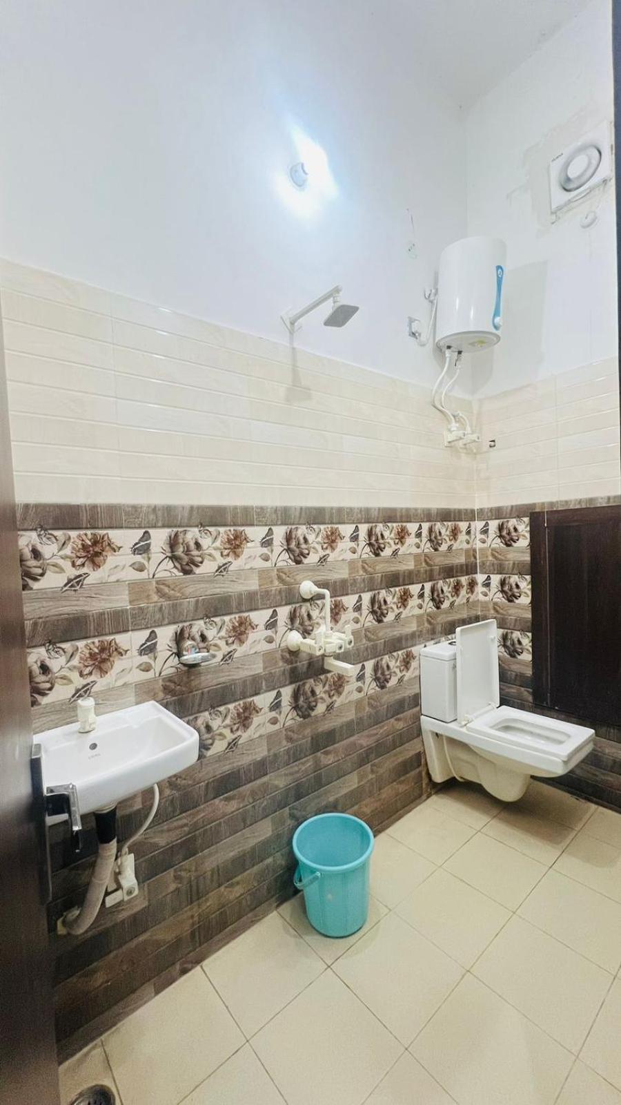Hotel Rudra Residency Near Railway Station Матхура Екстер'єр фото