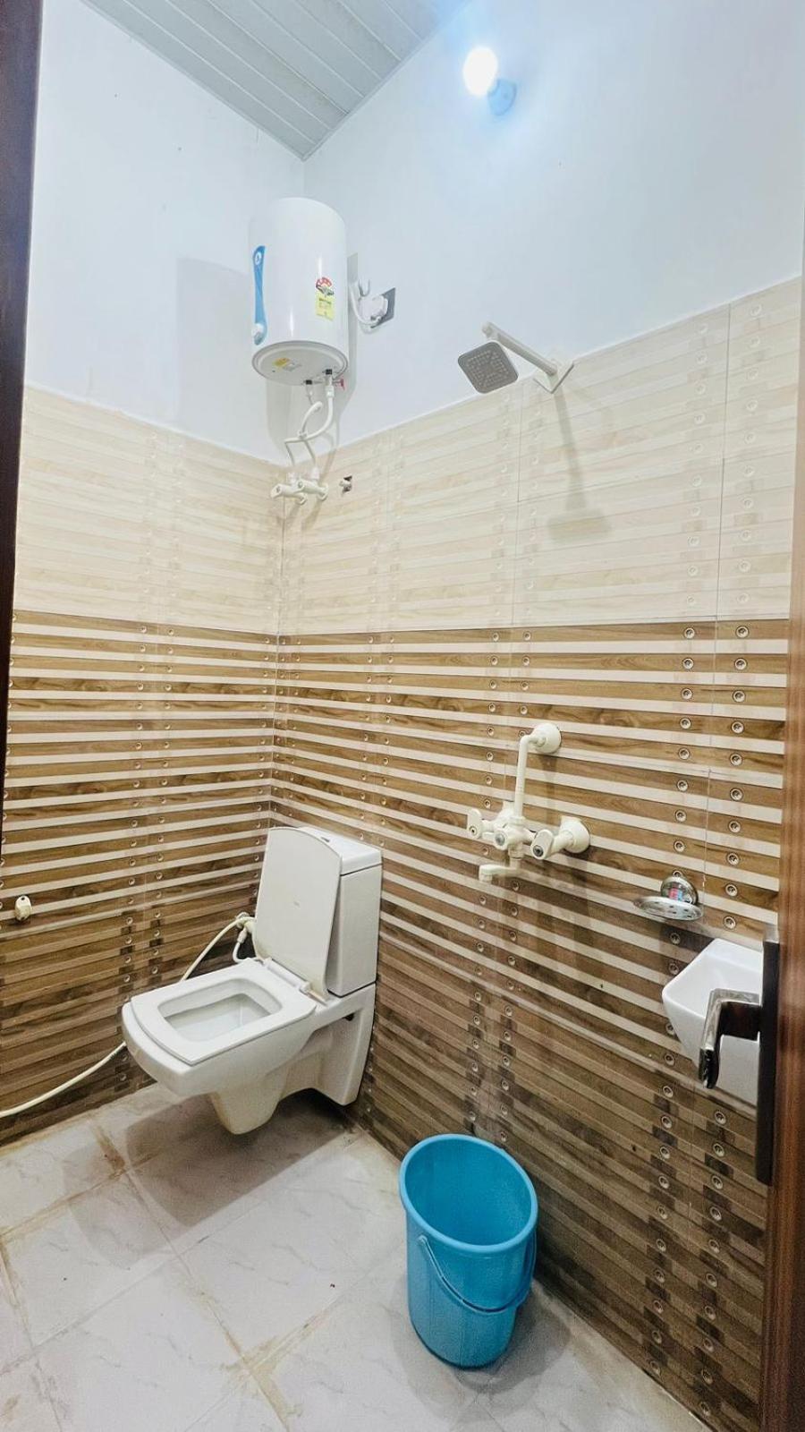 Hotel Rudra Residency Near Railway Station Матхура Екстер'єр фото